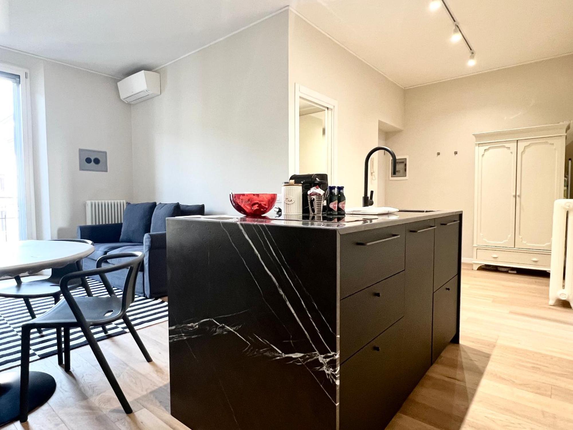 Comecasa Fashion Apartment In Via Mantova Mailand Exterior foto